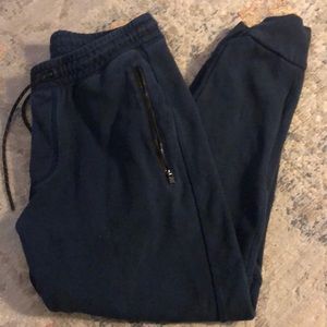 American Eagle joggers